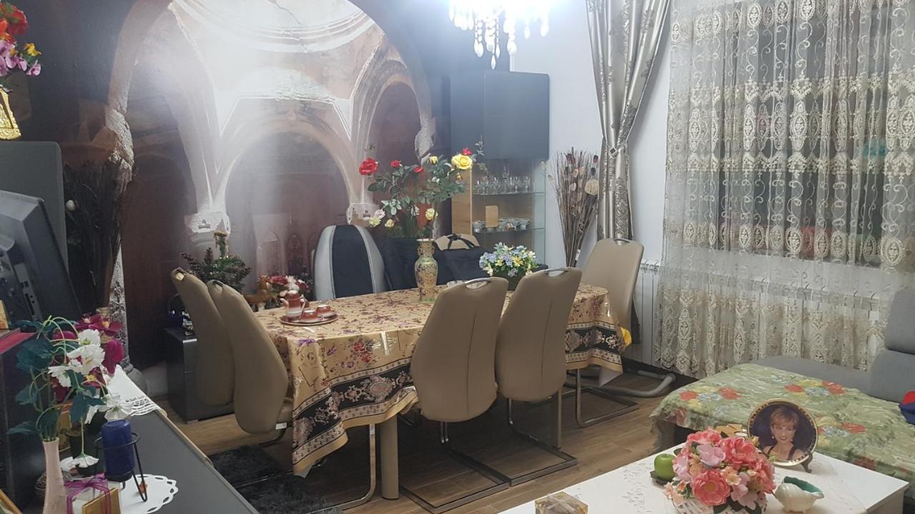 Casa Cojanu Hotel เปโตรชานิ ภายนอก รูปภาพ