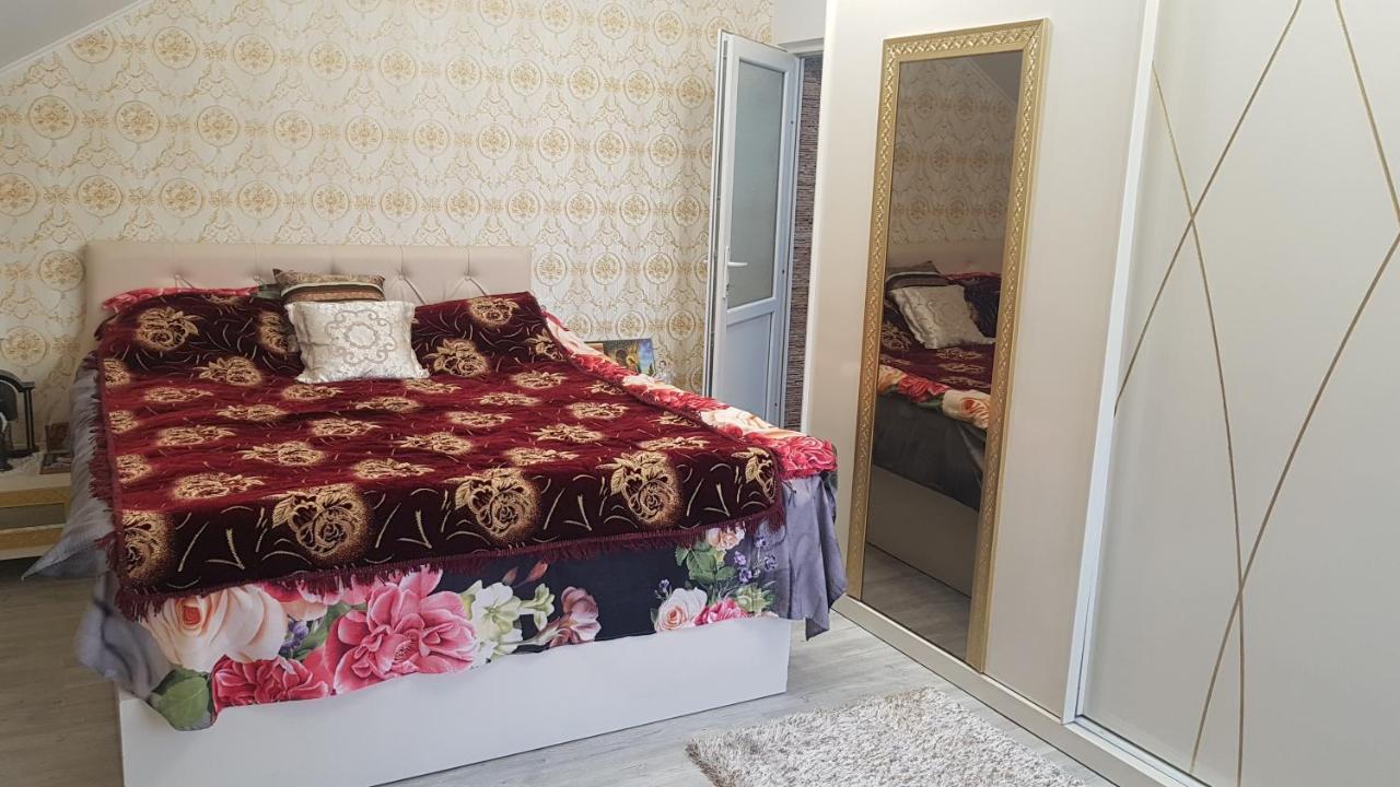 Casa Cojanu Hotel เปโตรชานิ ภายนอก รูปภาพ